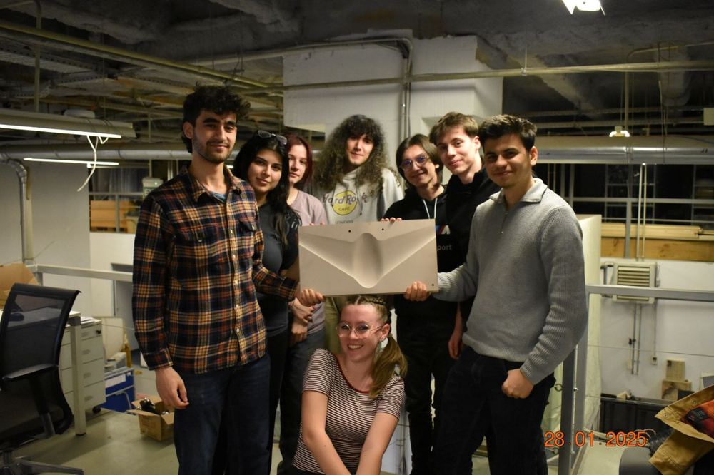 Sesiune de manufacturare — construcția unei aeronave NOVA (fotografia 2 din 6)